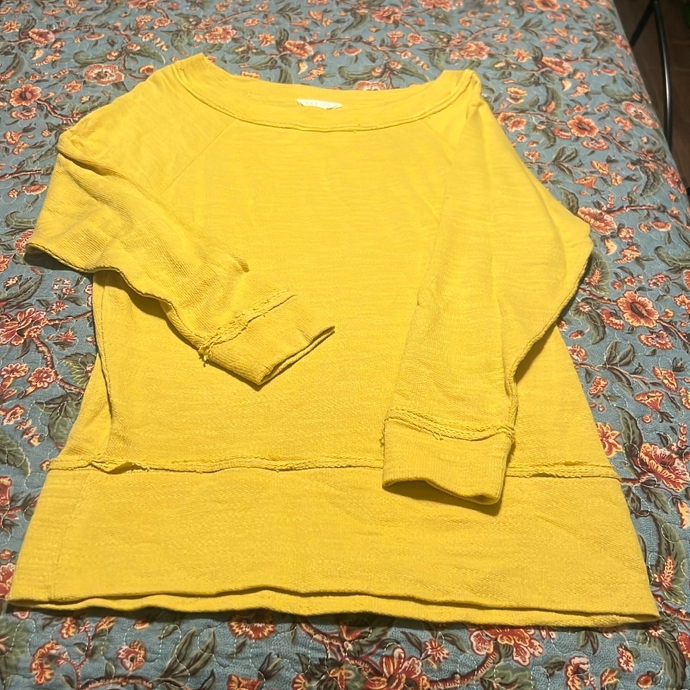Caslon sweatshirt.